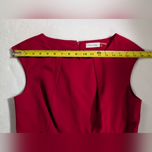 Calvin Klein Magnificent Red Sleeveless Dress, Size 8, Perfect for Holidays - Picture 6 of 7